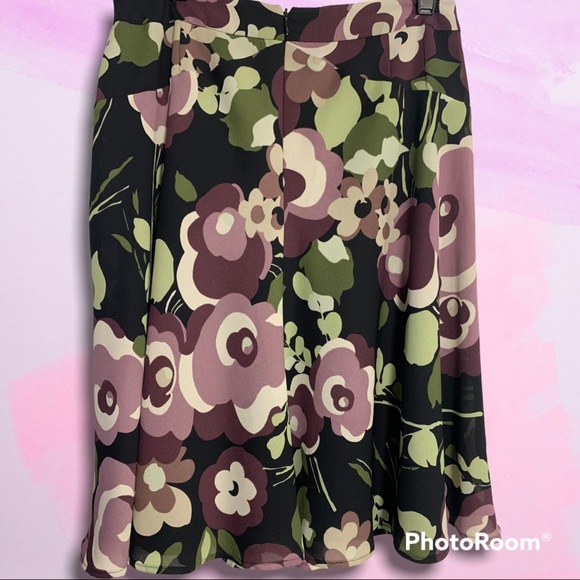 LOFT Mid Length Skirt - Picture 2 of 7